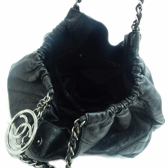 Chanel Black Skin Leather Bag - Picture 5 of 16